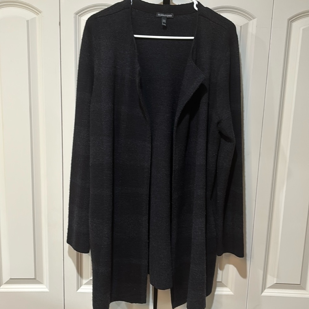 Eileen Fisher dark gray/black buffalo plaid merino wool cardigan size medium